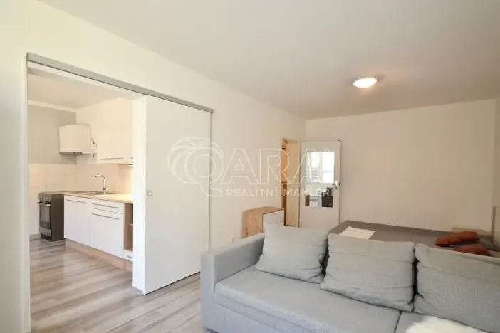 Prodej bytu 1+1, Milovice, Višňová, 42 m2