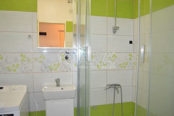 Prodej bytu 1+1, Milovice, Višňová, 42 m2