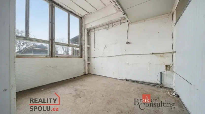 Pronájem skladu, Stěžery, 146 m2