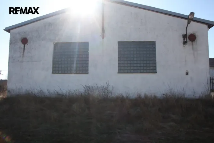 Pronájem komerční nemovitosti, Oslov, 430 m2