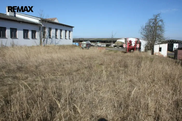 Pronájem komerční nemovitosti, Oslov, 430 m2