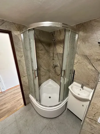 Pronájem bytu 1+1, Děčín, Na Pěšině, 36 m2