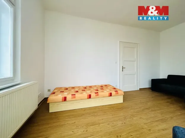 Pronájem bytu 1+1, Klatovy - Klatovy II, Masarykova, 54 m2