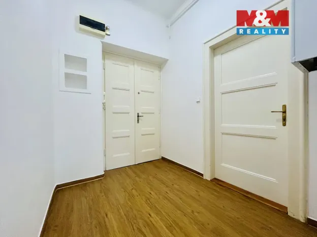 Pronájem bytu 1+1, Klatovy - Klatovy II, Masarykova, 54 m2