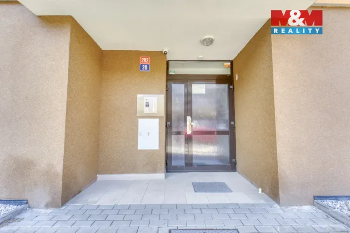 Prodej bytu 2+1, Karlovy Vary - Doubí, Modenská, 60 m2