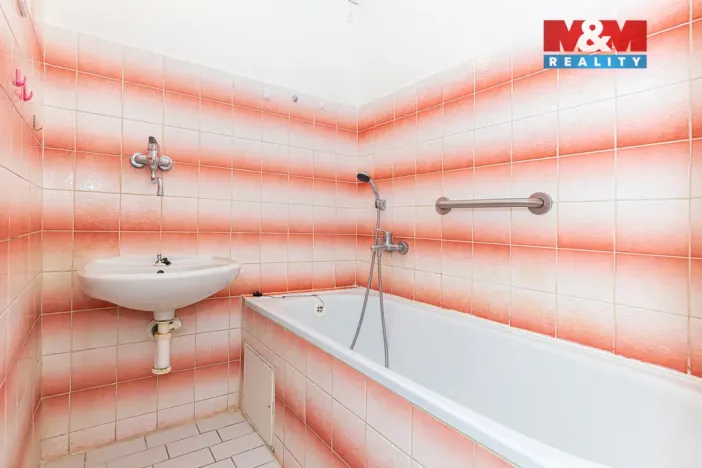 Prodej bytu 3+1, Dvůr Králové nad Labem, Pod Slévárnou, 73 m2