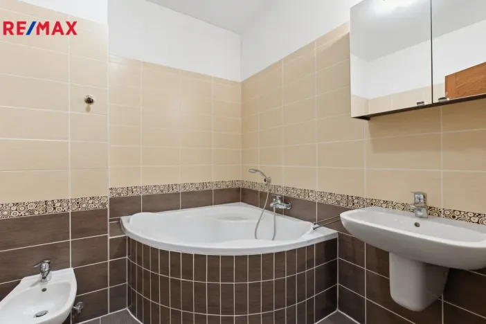 Prodej bytu 3+kk, Karlovy Vary, Jateční, 100 m2