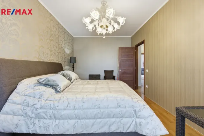 Prodej bytu 3+kk, Karlovy Vary, Jateční, 100 m2