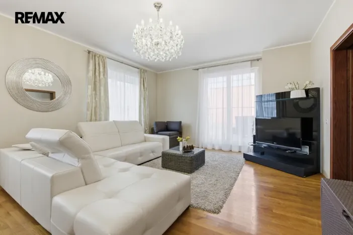 Prodej bytu 3+kk, Karlovy Vary, Jateční, 100 m2