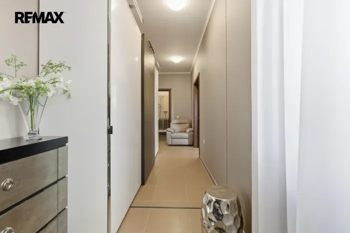 Prodej bytu 3+kk, Karlovy Vary, Jateční, 100 m2