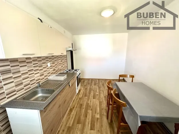 Pronájem bytu 2+1, Bor, náměstí Republiky, 57 m2