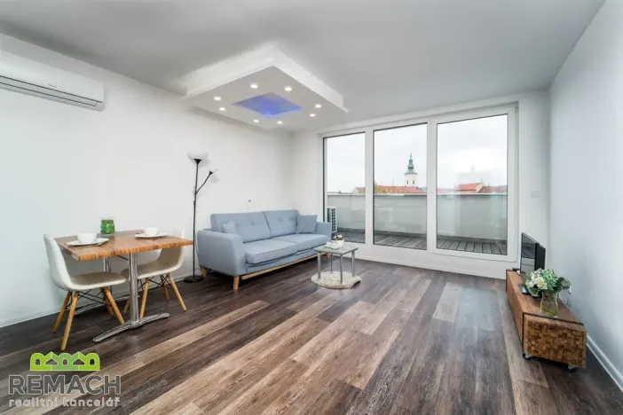 Pronájem bytu 2+kk, Uherské Hradiště, Jindřicha Pruchy, 144 m2