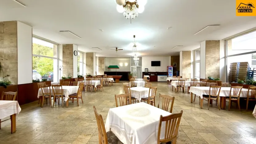 Prodej komerční nemovitosti, Olomouc - Neředín, 730 m2