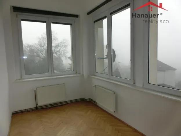 Pronájem bytu 3+1, Ústí nad Labem - Ústí nad Labem-centrum, Koněvova, 60 m2