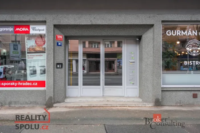 Prodej bytu 2+1, Hradec Králové - Pražské Předměstí, Gočárova třída, 72 m2