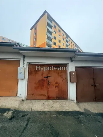 Pronájem garáže, Ústí nad Labem - Severní Terasa, 17 m2