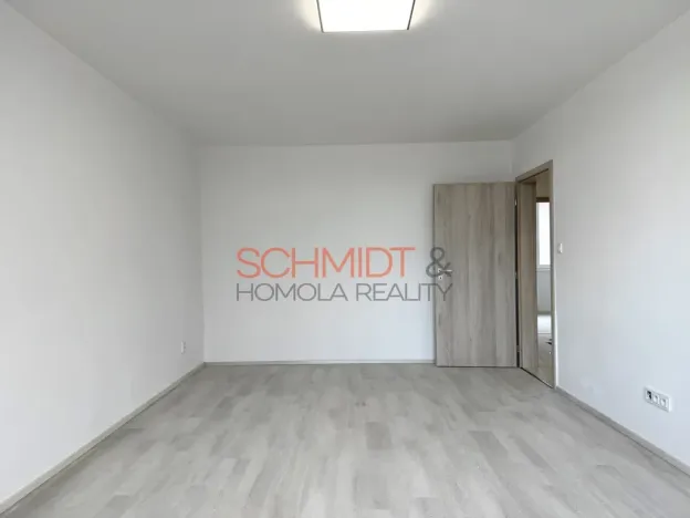 Pronájem bytu 4+1, Hustopeče, U Větrolamu, 88 m2