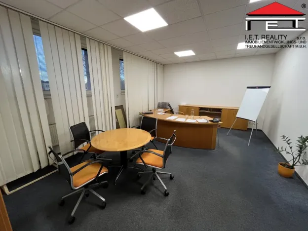 Pronájem skladu, Ostrava, Halasova, 785 m2