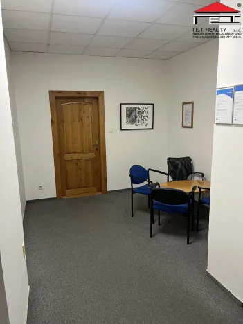 Pronájem skladu, Ostrava, Halasova, 785 m2