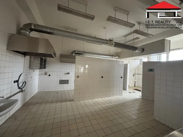 Pronájem skladu, Ostrava, Halasova, 785 m2