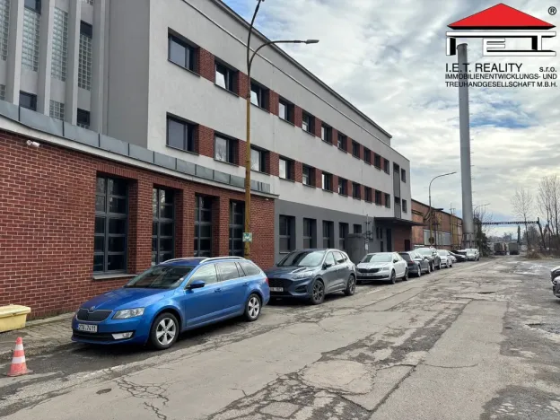 Pronájem obchodního prostoru, Ostrava, Halasova, 785 m2