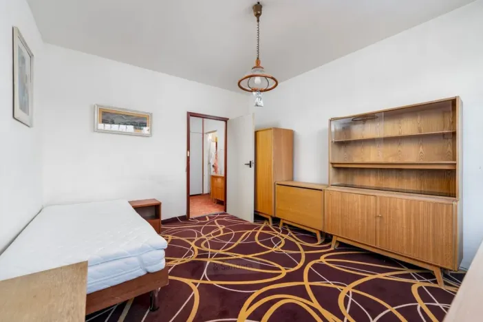 Prodej bytu 2+kk, Větřní, Sadová, 47 m2