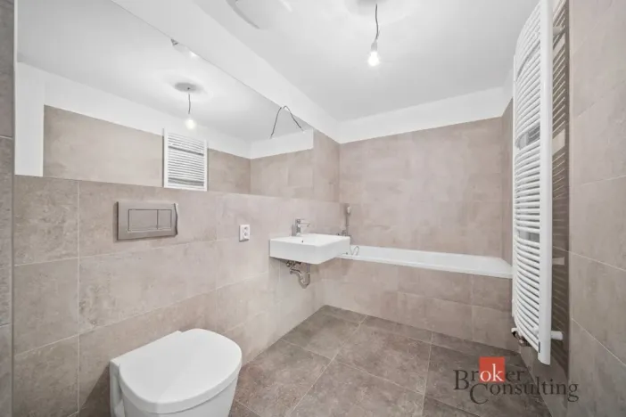 Prodej bytu 4+kk, Trutnov, Chodská, 102 m2