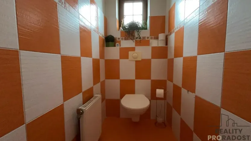 Prodej rodinného domu, Znojmo, 140 m2