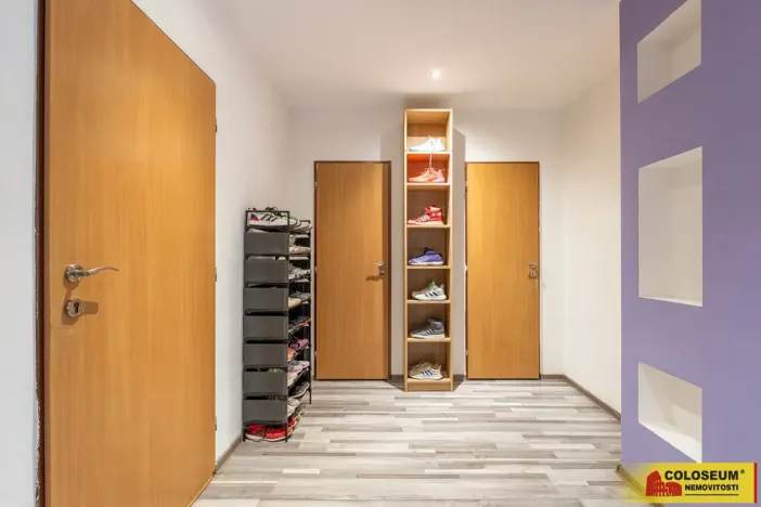 Prodej bytu 2+1, Zastávka, 69 m2