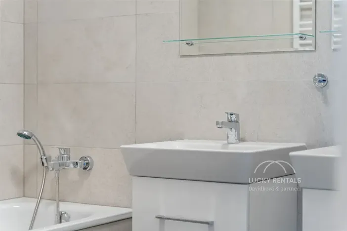 Pronájem bytu 2+kk, Praha - Chodov, Líbalova, 43 m2