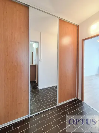 Pronájem bytu 4+1, Praha - Kobylisy, Chabařovická, 97 m2