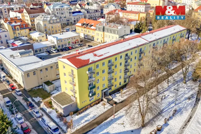 Prodej bytu 2+1, Mariánské Lázně, V Sadech, 48 m2