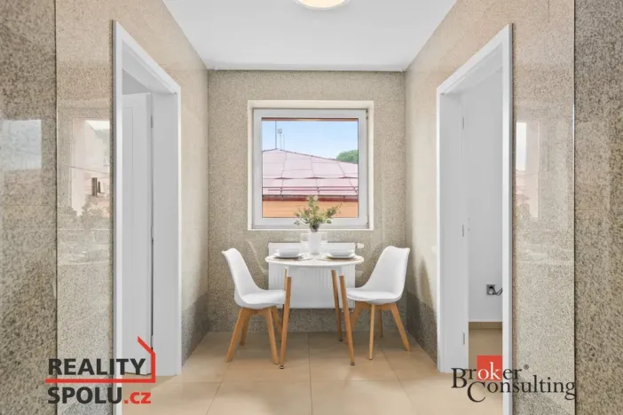 Prodej bytu 1+kk, Žacléř, Rýchorské náměstí, 23 m2