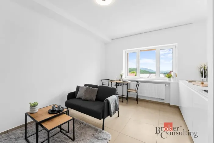 Prodej bytu 1+kk, Žacléř, Rýchorské náměstí, 23 m2