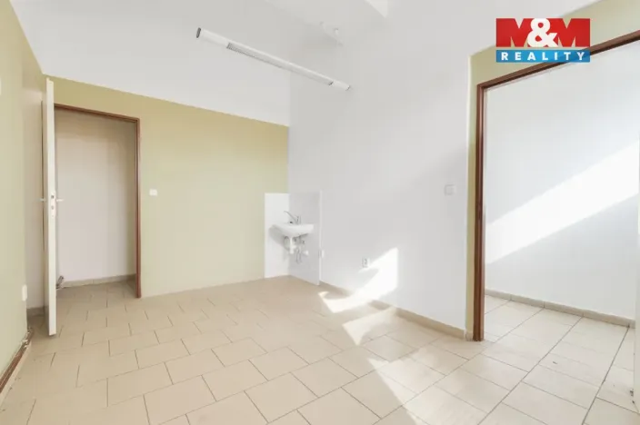 Prodej činžovního domu, Štětí, Mírové nám., 500 m2