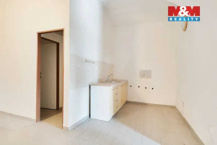 Prodej činžovního domu, Štětí, Mírové nám., 500 m2