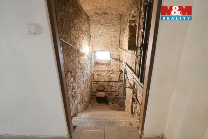Prodej činžovního domu, Štětí, Mírové nám., 500 m2