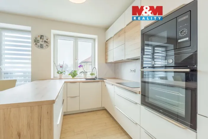 Prodej bytu 3+kk, Libušín, Smečenská, 90 m2