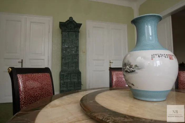 Pronájem vily, Karlovy Vary, K Přehradě, 250 m2