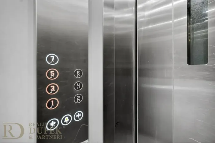 Prodej bytu 2+kk, Praha - Smíchov, Strakonická, 44 m2