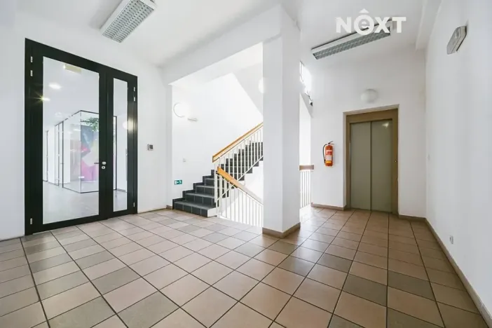 Prodej kanceláře, Brno, Hájecká, 2018 m2