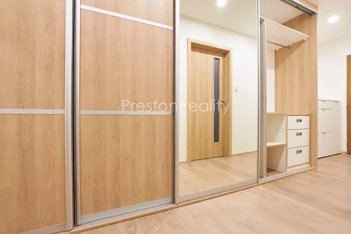 Pronájem bytu 3+kk, Praha - Krč, Kukučínova, 60 m2
