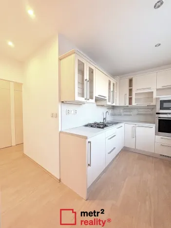 Pronájem bytu 3+1, Olomouc, Karafiátová, 64 m2