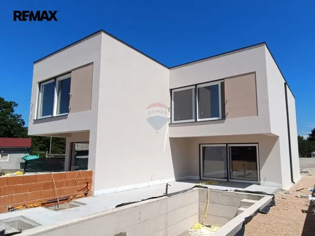 Prodej rodinného domu, Pirovac,Chorvatsko, 102 m2