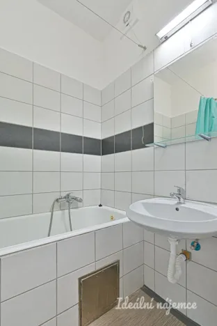 Prodej bytu 2+1, Modřice, Sadová, 51 m2