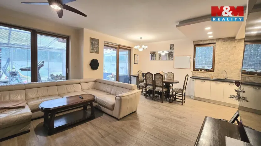 Prodej rodinného domu, Roztoky, Zvoncová, 162 m2