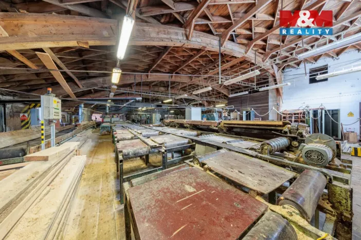 Prodej výrobních prostor, Nejdek, Závodu míru, 2388 m2