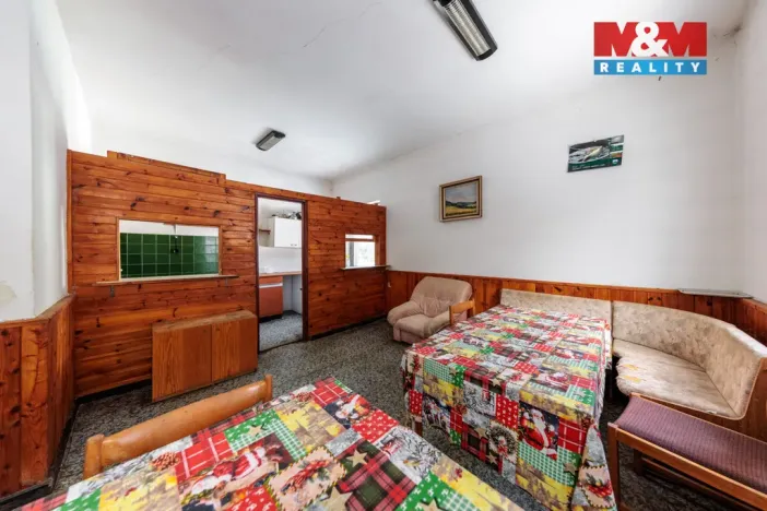 Prodej výrobních prostor, Nejdek, Závodu míru, 2388 m2