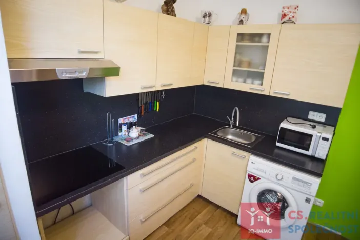 Pronájem bytu 1+1, Hodonice, Školní, 33 m2