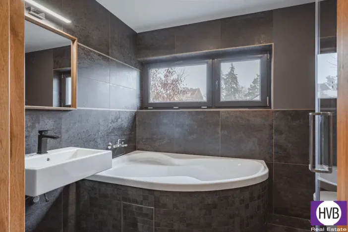 Pronájem rodinného domu, Květnice, Na Ladech, 114 m2